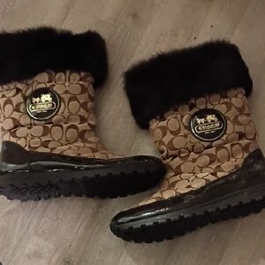Coach Fur Boots